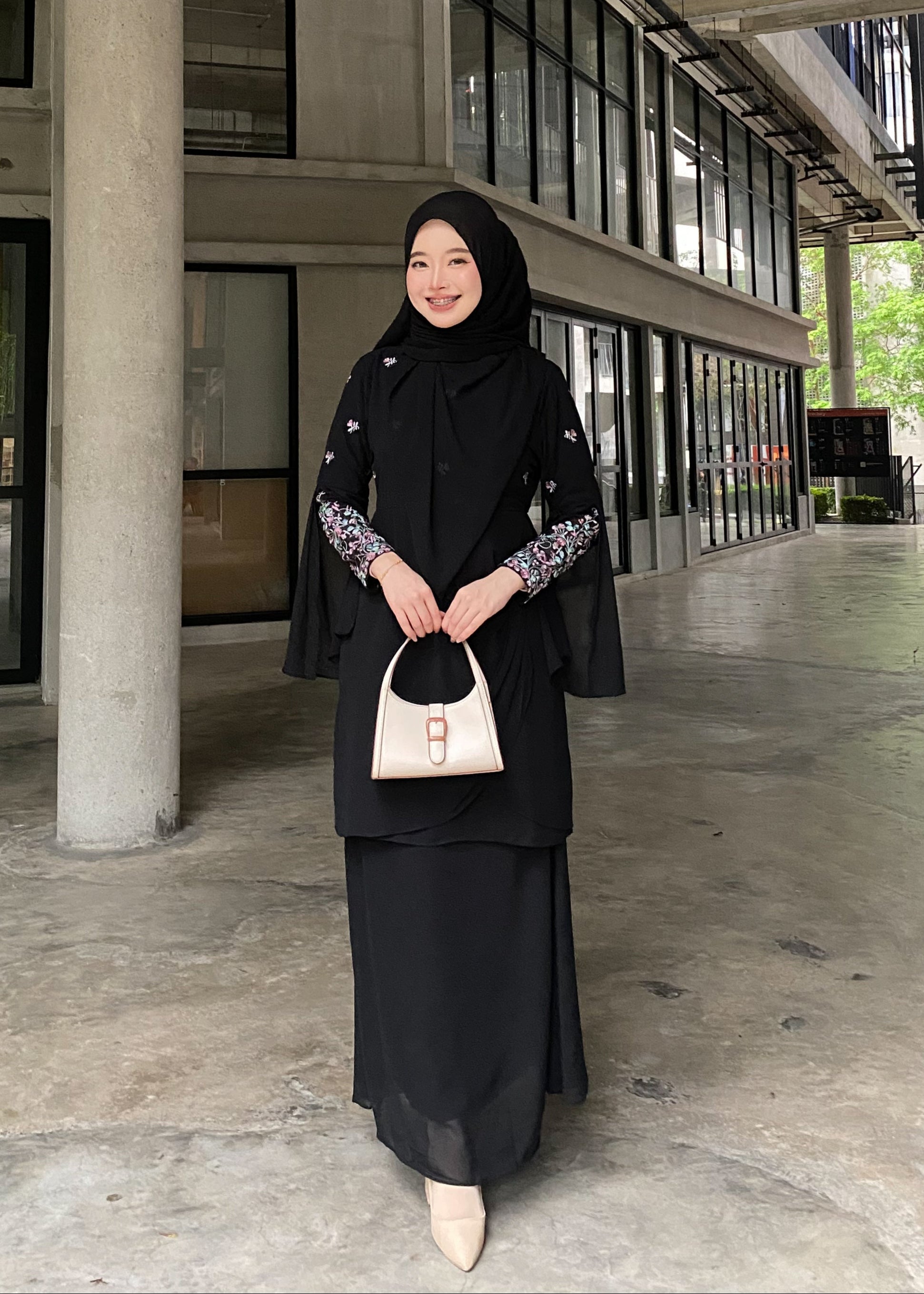 Lunara Kurung (black) With Matching Shawl – Rayyan Haya'